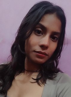 Mahi Kapoor - escort in Faridabad Photo 2 of 2
