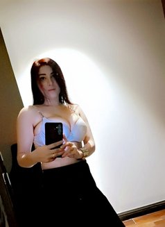 Mahi - escort in Lahore Photo 6 of 7