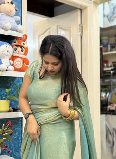 Mahi (Parveen) GFE Independent NCR Girl - puta in New Delhi Photo 3 of 11