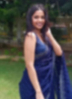 Mahi Roy Cam Show & Real Meet Available - puta in Bangalore Photo 4 of 14