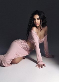 Mahi - escort in Pune Photo 12 of 13