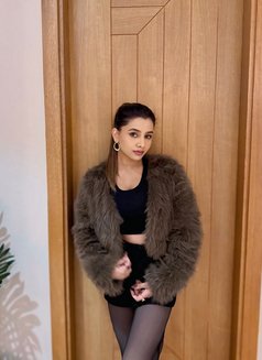 Prachi VIP Model - puta in Dubai Photo 5 of 8