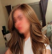 Mahi Tanwar 🦋CAM & REAL MEET🦋 - puta in Bangalore Photo 1 of 3