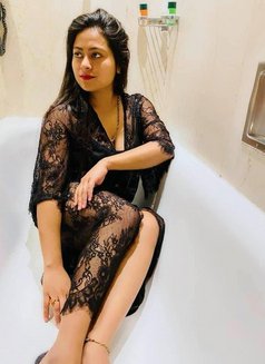 Mahi Tollywood Actress INDIPENDENT - puta in Kolkata Photo 5 of 6