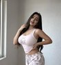 Mahi Trusted Escort in Call Out Call - puta in Maldives Photo 1 of 5