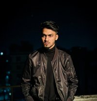 Mahim - Acompañantes masculino in Dhaka