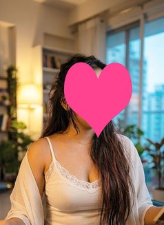 Mahima Independent Escort - puta in New Delhi Photo 1 of 2