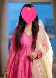 Mahima Independent Escort - puta in New Delhi Photo 2 of 2