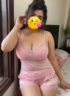 Mahima - puta in Noida Photo 1 of 1