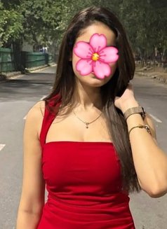 Mahima Singh - escort in New Delhi Photo 1 of 4