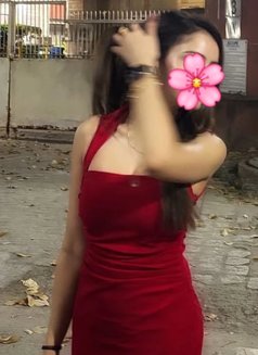 Mahima Singh - escort in New Delhi Photo 3 of 4