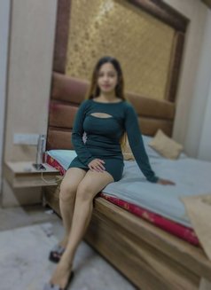 ꧁"Mahira (Cam Session And Real Meet)"꧂❣️ - escort in Navi Mumbai Photo 3 of 4