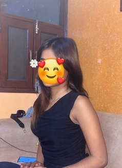 Mahira, Delhi(dwarka) Independent Girl - escort in New Delhi Photo 2 of 4