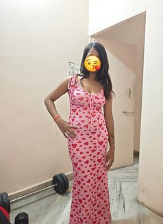 Mahira, Delhi Independent Single Girl - puta in New Delhi Photo 1 of 4