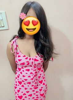 Mahira, Delhi Independent Single Girl - puta in New Delhi Photo 3 of 4