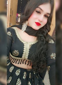 Mahira - Transsexual escort in Mumbai Photo 18 of 18