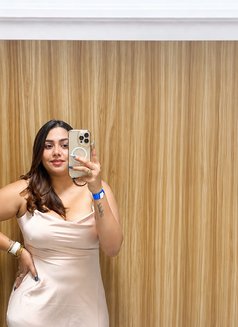 Mahira - escort in Dubai Photo 4 of 5