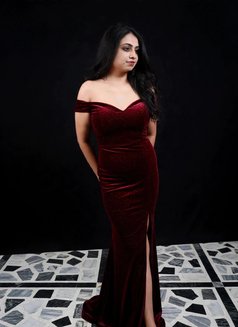 Mahira - puta in Kolkata Photo 1 of 4