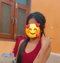 Mahira, West Delhi Young College Girl - escort in New Delhi