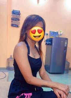 Mahira, Young Independent College Girl - escort in New Delhi Photo 2 of 4