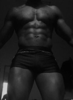 Mahks - masseur in Nairobi Photo 1 of 1