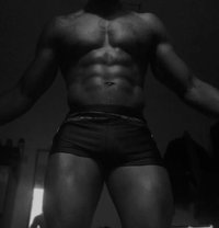 Mahks - masseur in Nairobi