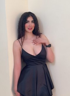 Mahla - escort in Muscat Photo 6 of 9