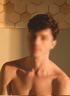 Mahmoud - Male escort in Dubai Photo 2 of 3