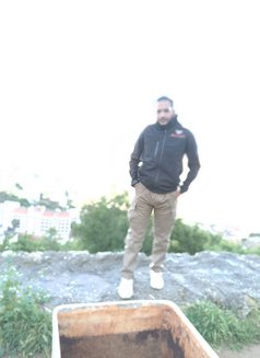 Mahmud - Male escort in Beirut Photo 4 of 4