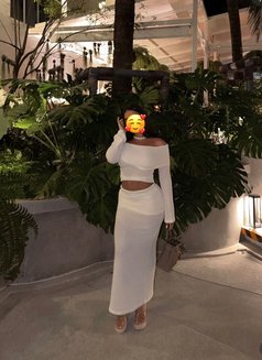 Mahsa anal - escort in Muscat Photo 2 of 7