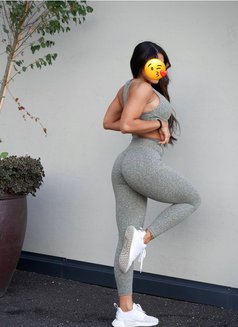 Mahsa anal - escort in Muscat Photo 5 of 7