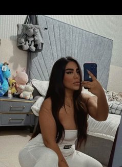 Mahsa - escort in Muscat Photo 3 of 4