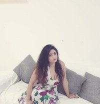 Mahvi Busty Milf - escort in Ajmān