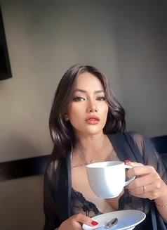 Mai Anh Good Girl - puta in Al Juffair Photo 5 of 6