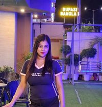 Mai Jabardasti Chudi Karte Hu - escort in Kolkata