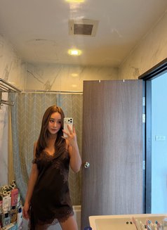 Mai - masseuse in Chiang Mai Photo 1 of 3