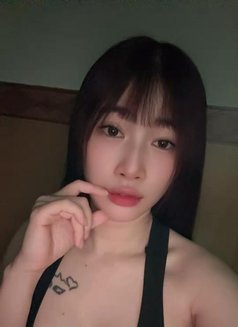 Maica - puta in Doha Photo 6 of 6