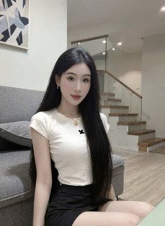 maika - escort in Bangkok Photo 4 of 8
