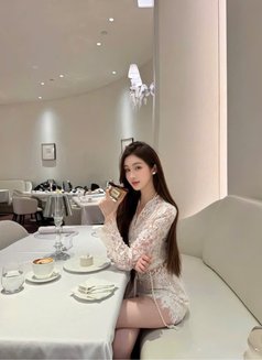 Miu - puta in Bangkok Photo 1 of 5