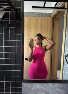 Maimuna - puta in Nairobi Photo 3 of 4