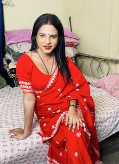 Maina Baby - Transsexual escort in Hyderabad Photo 12 of 13