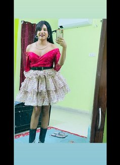 Maina Baby - Transsexual escort in Hyderabad Photo 15 of 15