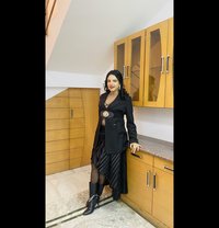 Maina Baby - Transsexual escort in Hyderabad Photo 9 of 10