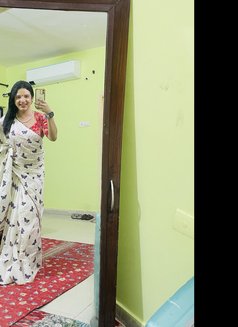 Maina Baby - Transsexual escort in Hyderabad Photo 12 of 14