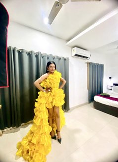 Model Maina - Transsexual escort in Hyderabad Photo 9 of 9