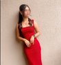 Maina - Acompañantes transexual in Hyderabad Photo 1 of 1