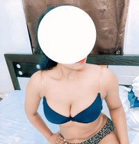 Maina Telegram @Naina1427 - puta in Surat Photo 1 of 3