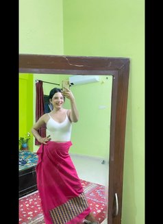 Maini - Transsexual escort in Hyderabad Photo 18 of 18