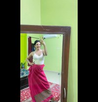 Maini - Transsexual escort in Hyderabad