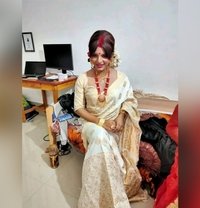 Maini - Transsexual escort in Hyderabad
